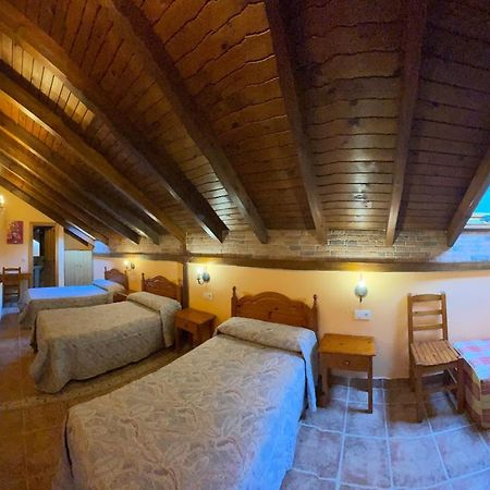Готель Casa Cuevas Каін Екстер'єр фото