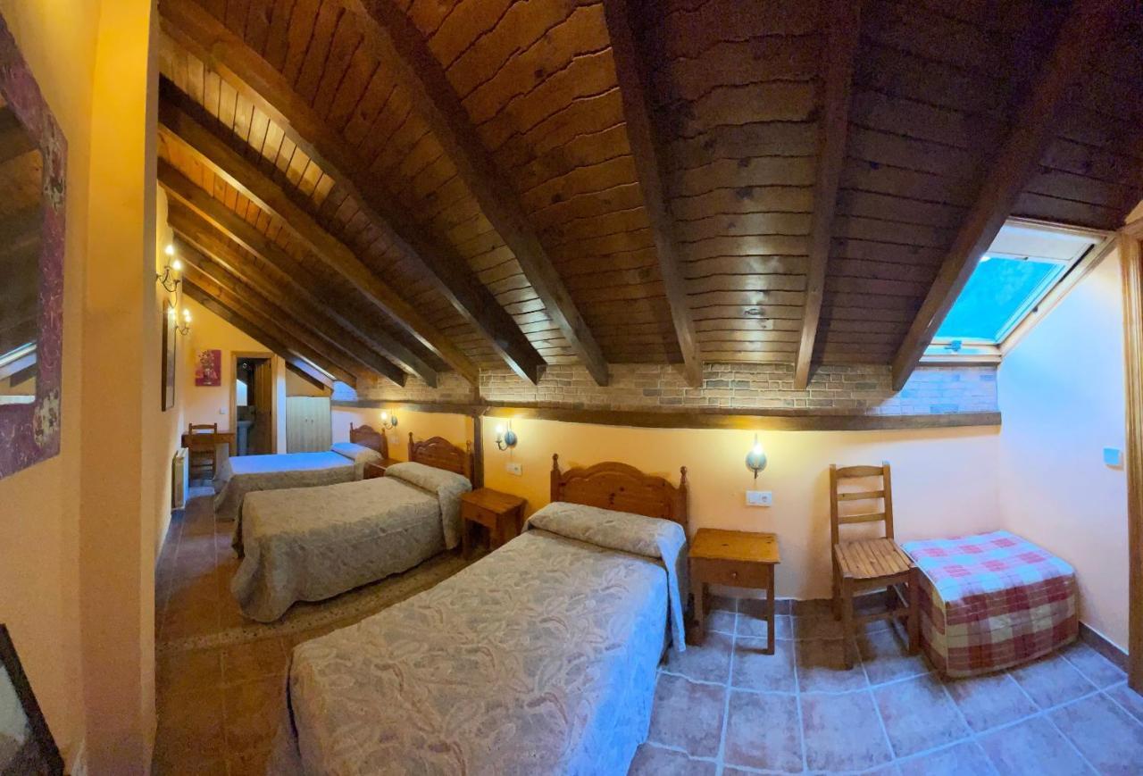 Готель Casa Cuevas Каін Екстер'єр фото