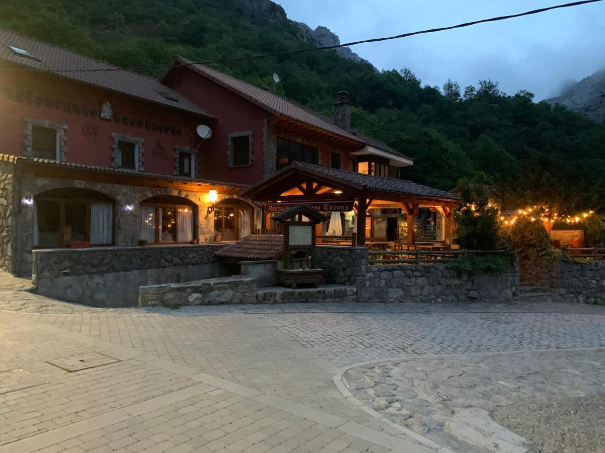 Готель Casa Cuevas Каін Екстер'єр фото