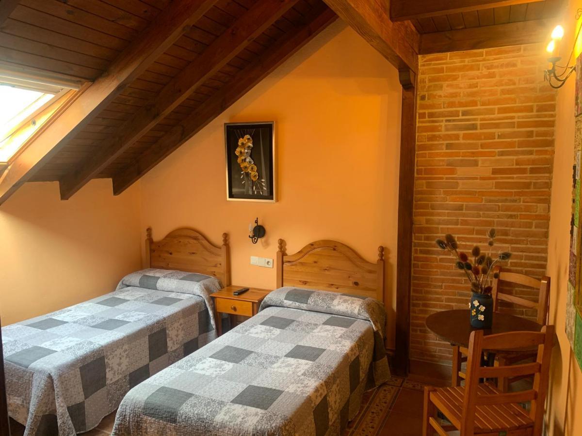 Готель Casa Cuevas Каін Екстер'єр фото